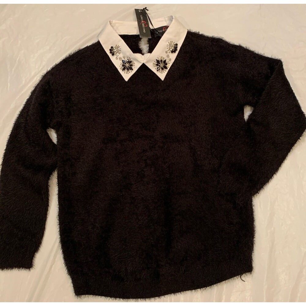 Love At First Find Bedazzled Collared Eyelash Black Sweater Women’s Size M